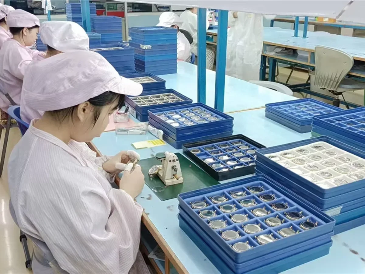 Design Engineering Watch Prototype Design & Engineering: Prototype development and evaluation